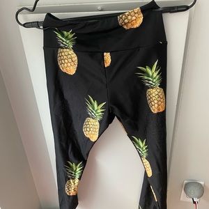 GOLDSHEEP PINEAPPLE CROPPED